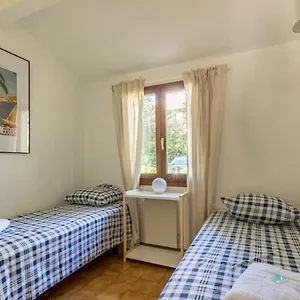Nice Apt For 4 With Terrace And Pool Bandol