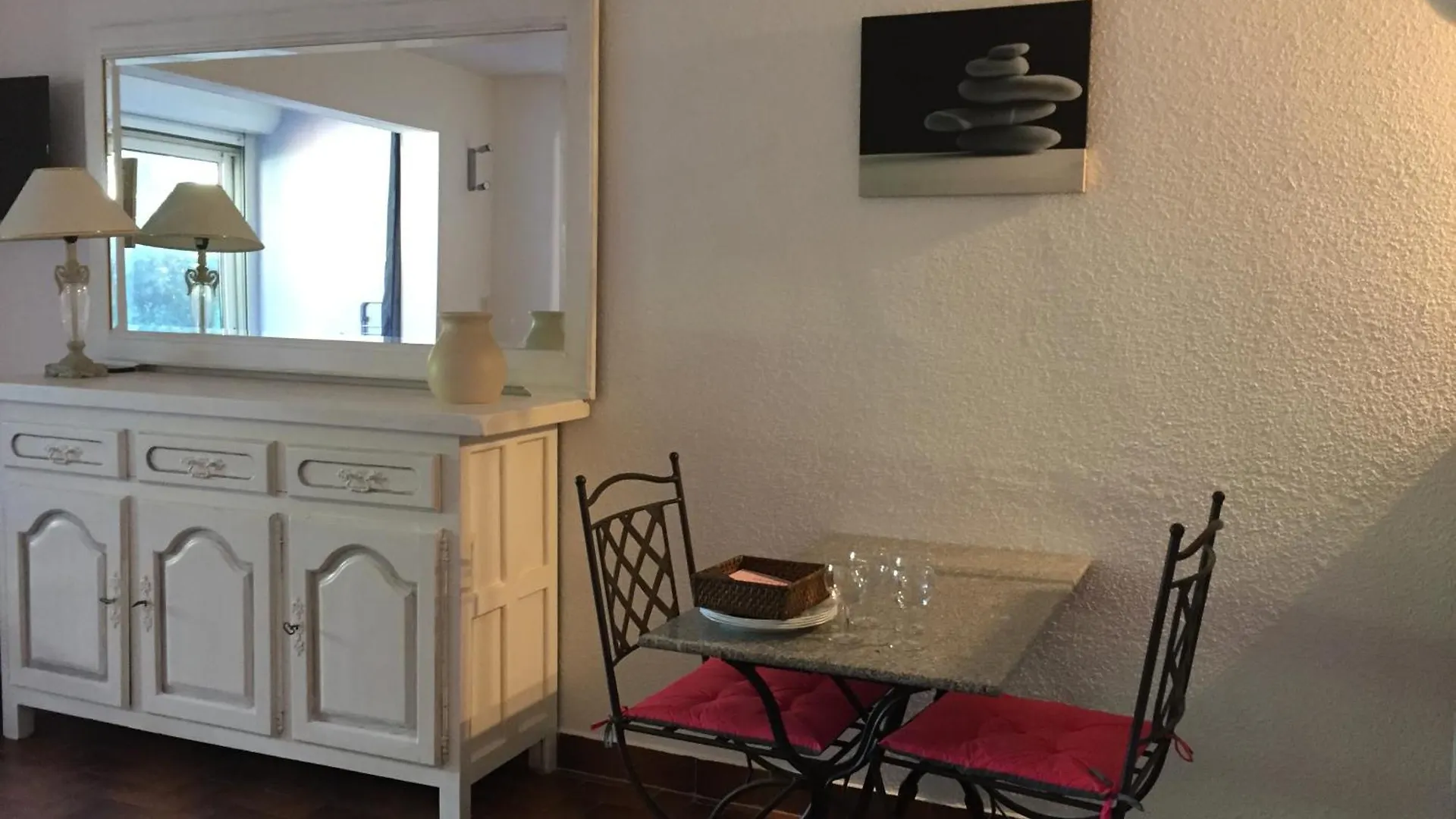 Grand Studio Mer Piscine Bandol Apartment